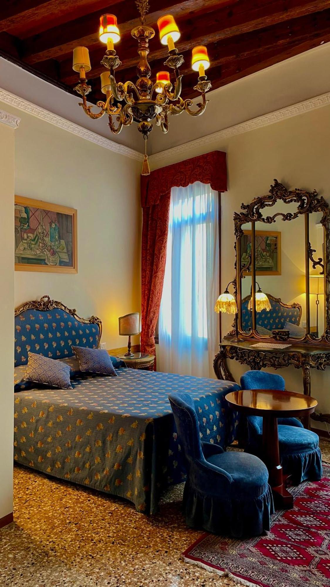 Console Palais Hotel Venice Luaran gambar